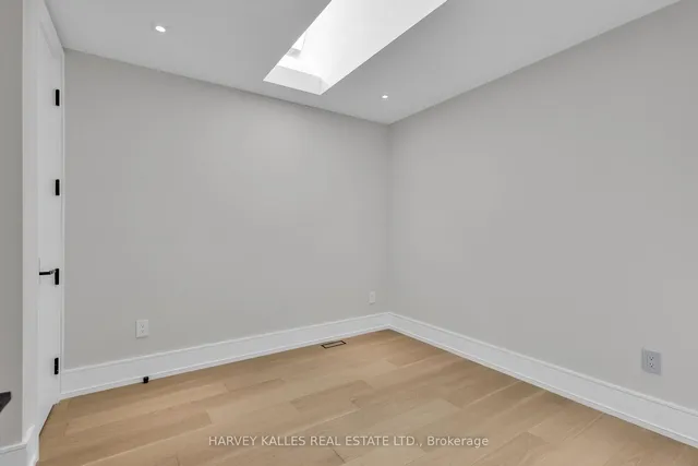 Additional image 27 of 116 Briar Hill Ave