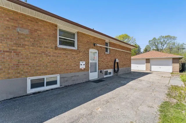 Additional image 25 of 16 Denver Pl