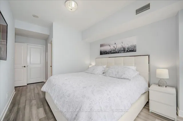 Additional image 18 of 50 Absolute Ave Unit 1402