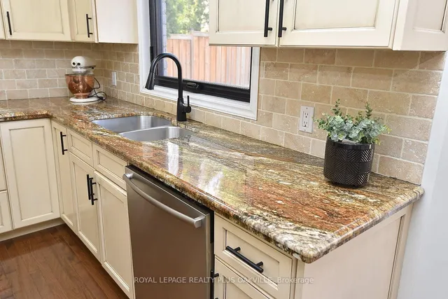 Additional image 14 of 81 Jerome Park Dr