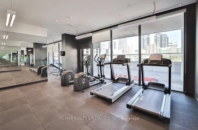 Additional image 42 of 159 WELLESLEY St Unit 404