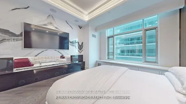 Additional image 20 of 311 Bay St Unit 4801