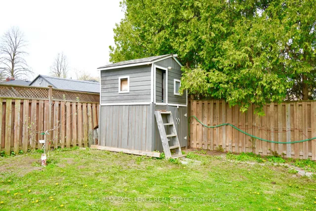 Additional image 32 of 68 Parkview Cres