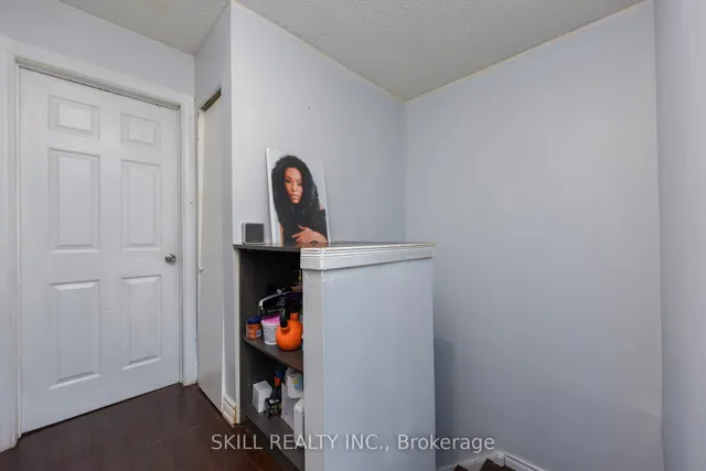 Additional image 25 of 7500 Goreway Dr Unit 92