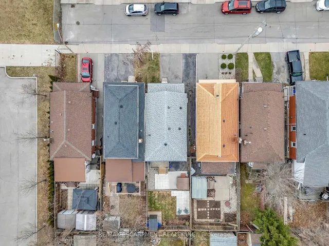 Additional image 45 of 65 Connaught Ave