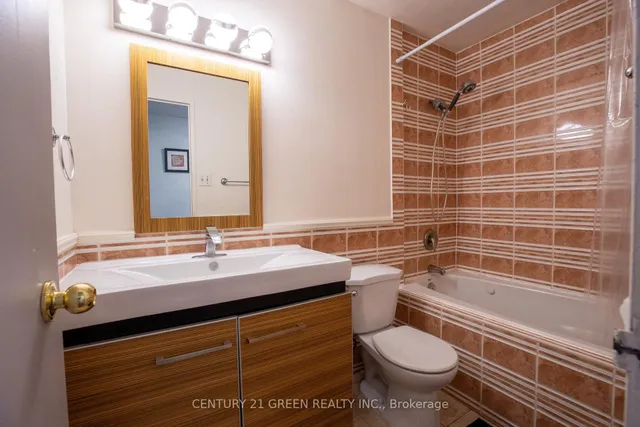 Additional image 5 of 366 The East Mall N/A Unit 322