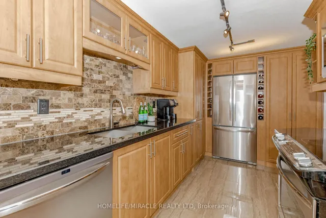 Additional image 19 of 2721 Victoria Park Ave Unit 1503