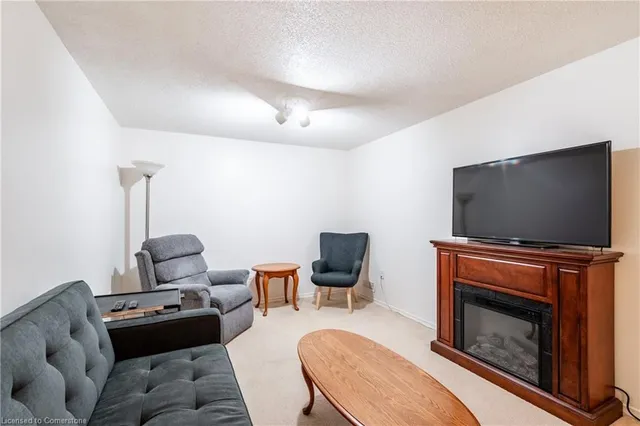 Additional image 26 of 222 Silverbirch Blvd