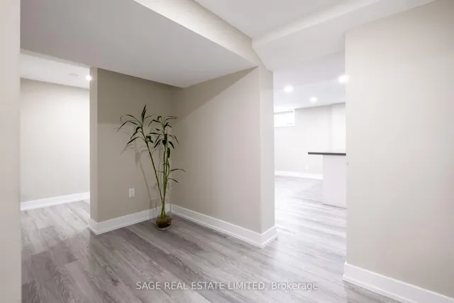 Additional image 34 of 52 Glen Agar Dr