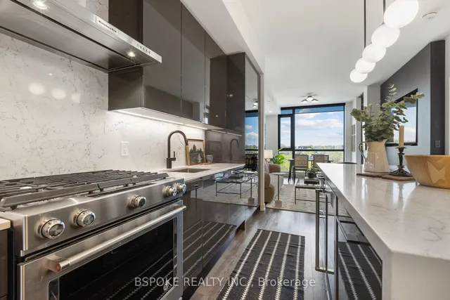 Additional image 4 of 2118 Bloor St Unit 501