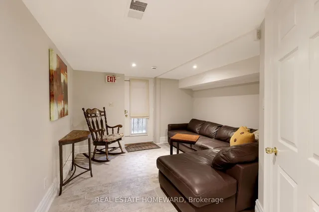 Additional image 31 of 6 Main St