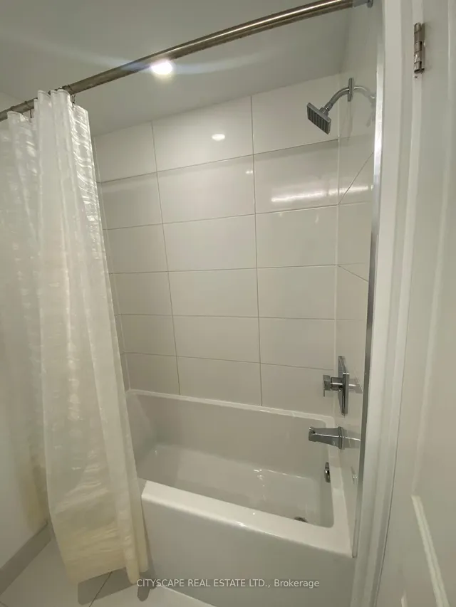 Additional image 6 of 395 Bloor St Unit 3607