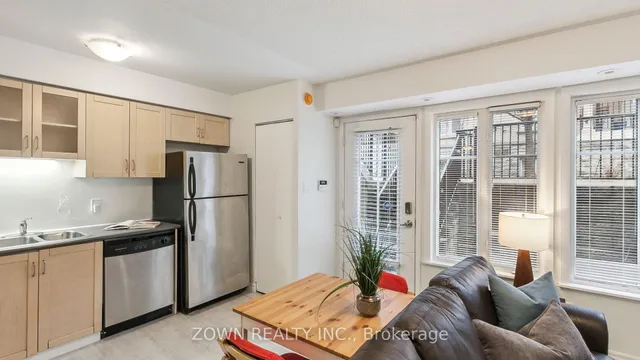 Additional image 12 of 54 East Liberty St Unit 1044