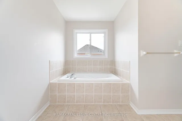 Additional image 29 of 16 Mistycreek Cres