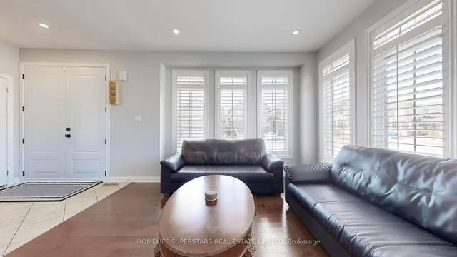 Additional image 5 of 1106 Little Cres