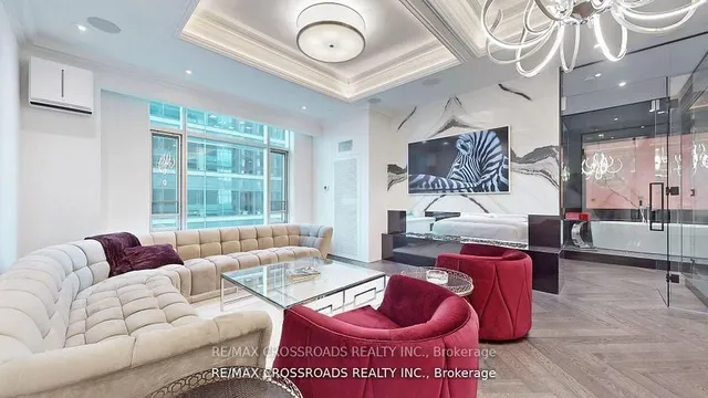 Additional image 14 of 311 Bay St Unit 4801