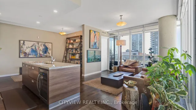 Additional image 19 of 90 Parklawn Rd Unit 205