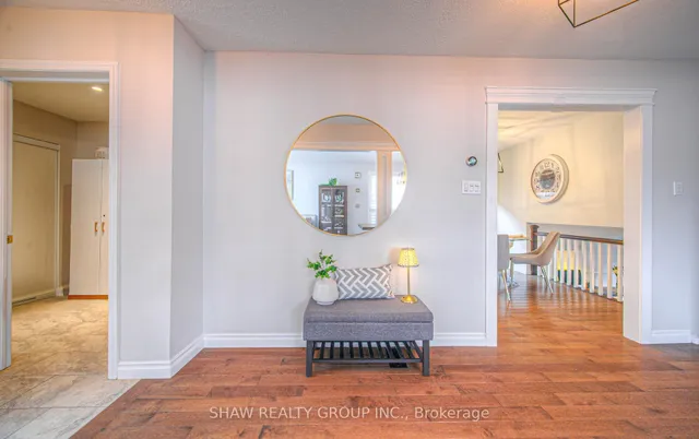 Additional image 10 of 210 Misty Crt