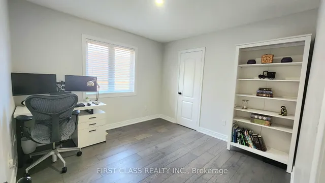 Additional image 22 of 74 Long Meadow Dr