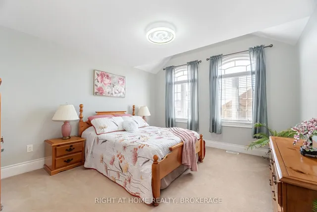 Additional image 27 of 105 Royal West Dr