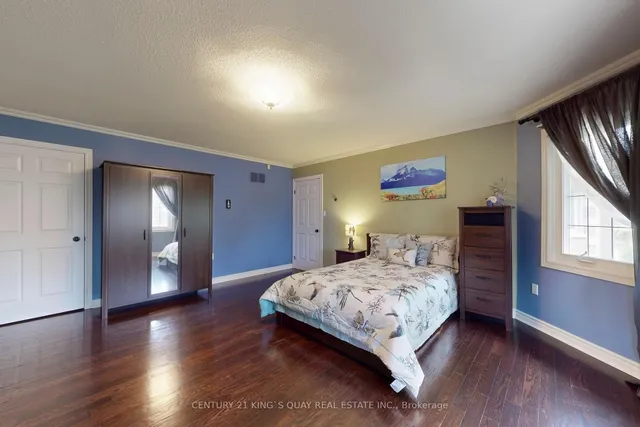 Additional image 30 of 110 Crawford Cres