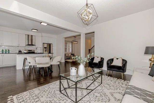 Additional image 18 of 1238 Bowell Cres