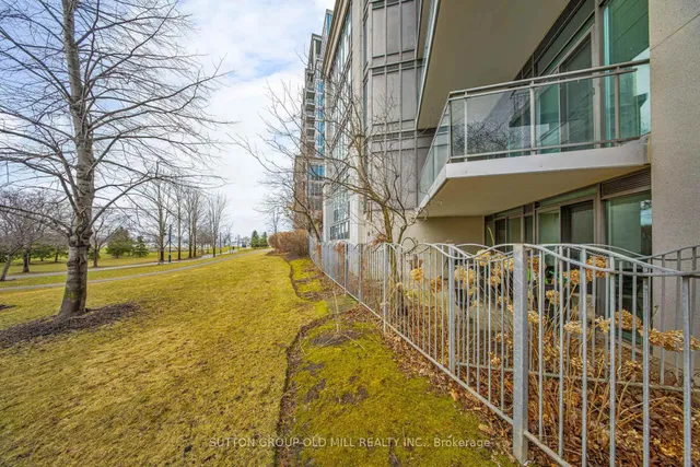 Additional image 19 of 2119 Lakeshore Blvd Unit GR07