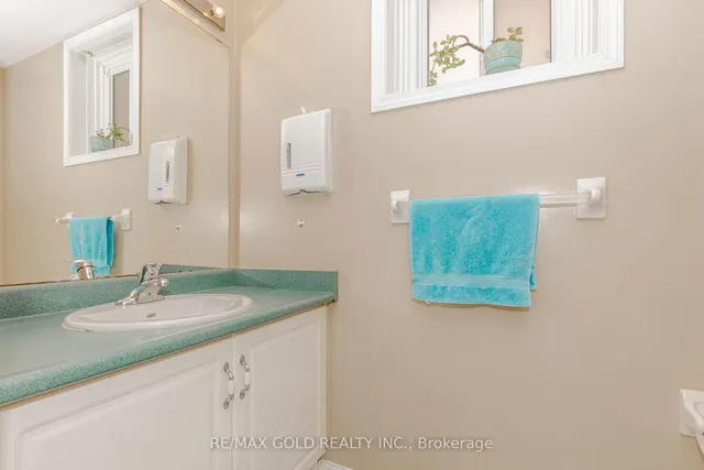 Additional image 37 of 243 Cresthaven Rd