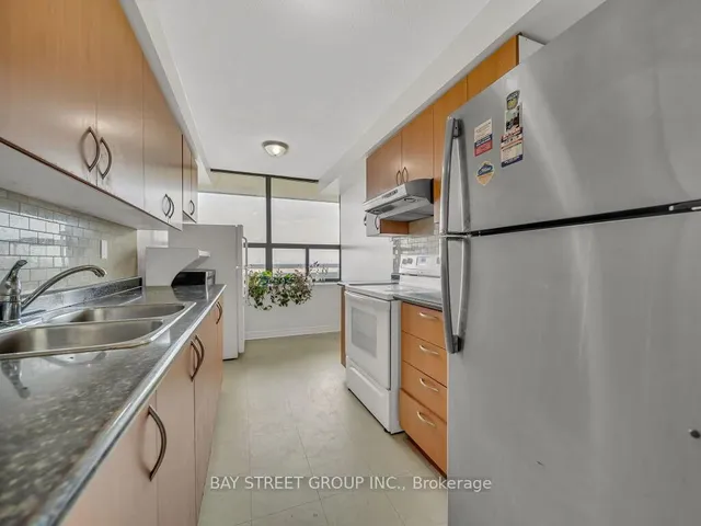 Additional image 21 of 18 Knightsbridge Rd Unit 1003