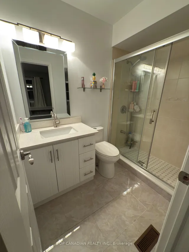 Additional image 23 of 55 English Ivyway Way Unit 62