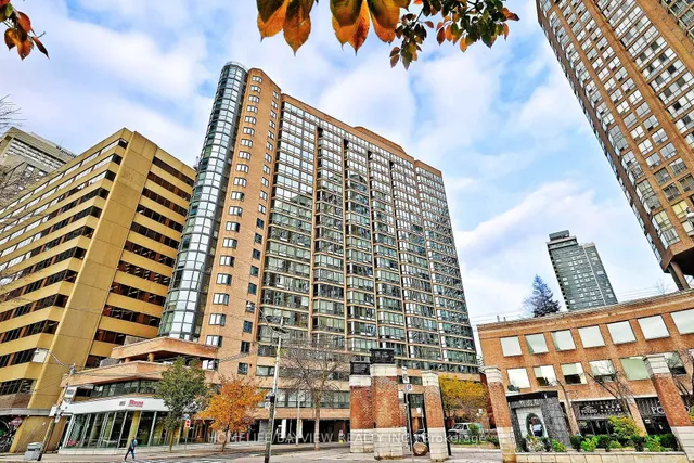 1055 Bay St Unit 1111