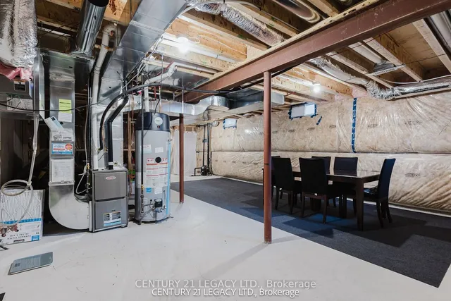 Additional image 40 of 180 Agro St