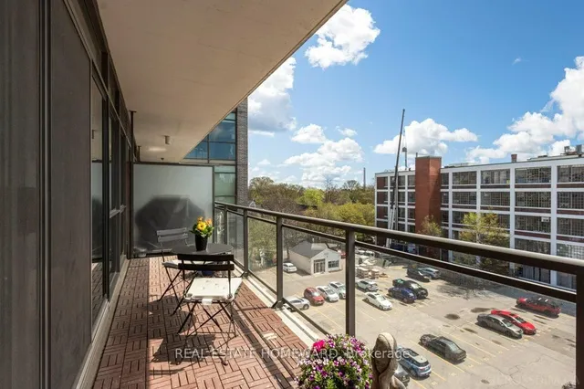 Additional image 16 of 319 Carlaw Ave Unit 601