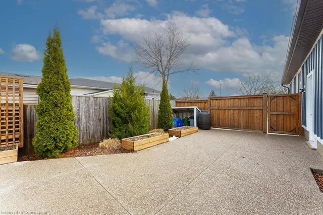 Additional image 43 of 14 Yorkdale Cres