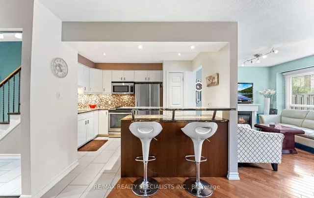 Additional image 12 of 93 Collins Cres