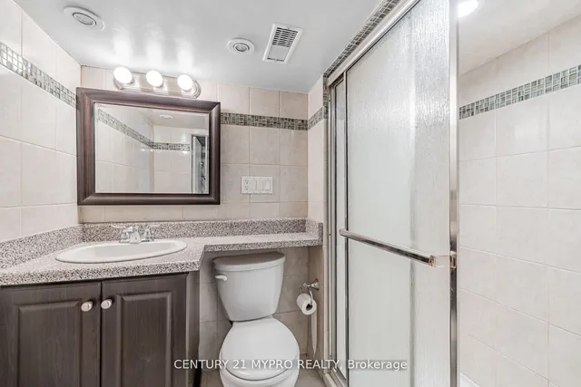 Additional image 24 of 1943 Dufferin St