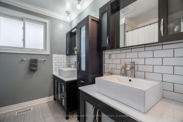 Additional image 17 of 3 Banff Dr