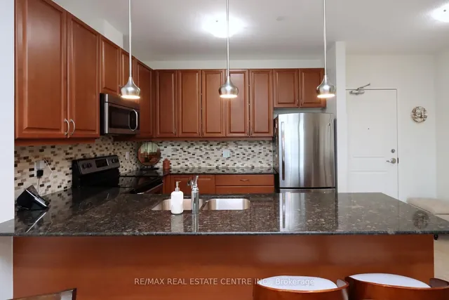 Additional image 10 of 33 Whitmer St Unit 406