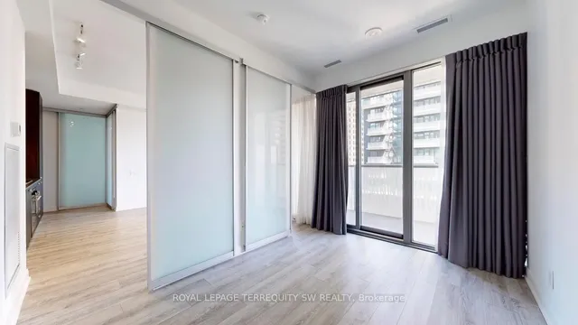 Additional image 11 of 50 Charles St Unit 1012