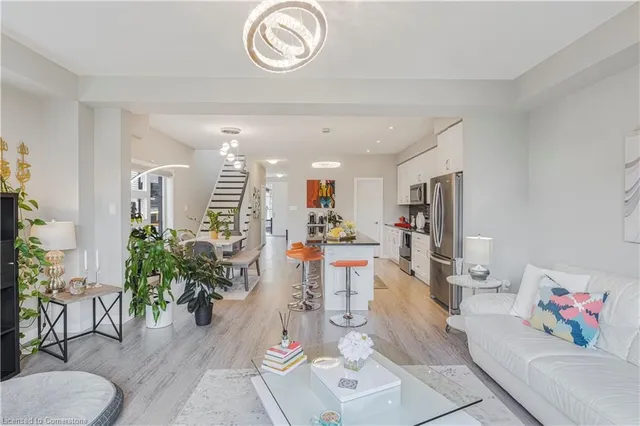 Additional image 20 of 919 Robert Ferrie Dr