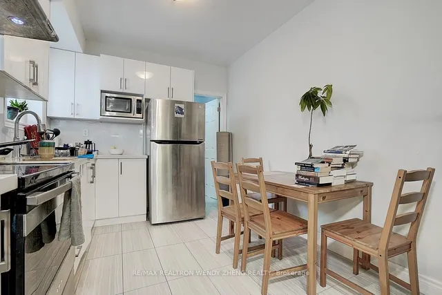 Additional image 12 of 245 Montrose Ave