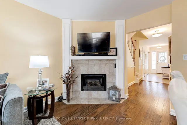 Additional image 19 of 2301 CAVENDISH Dr Unit 42