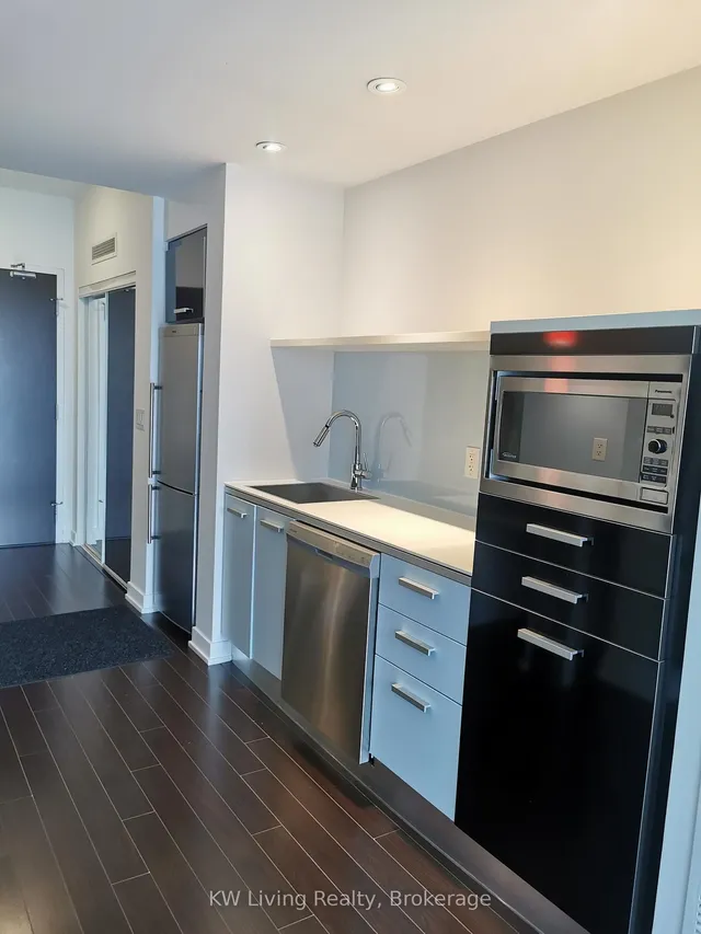 Additional image 13 of 38 Dan Leckie Way Unit 517