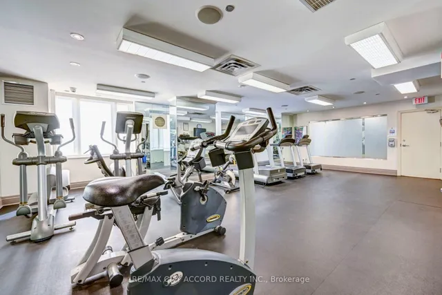 Additional image 31 of 485 Rosewell Ave Unit 210