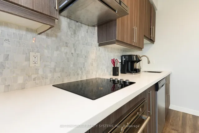 Additional image 7 of 2087 Fairview St Unit 2307