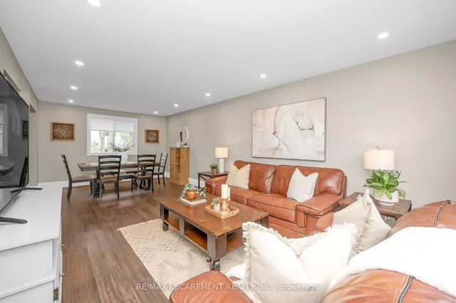 Additional image 16 of 5075 QUEENS Crt