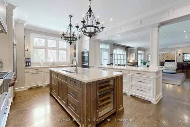 Additional image 12 of 4 Zaharias Crt