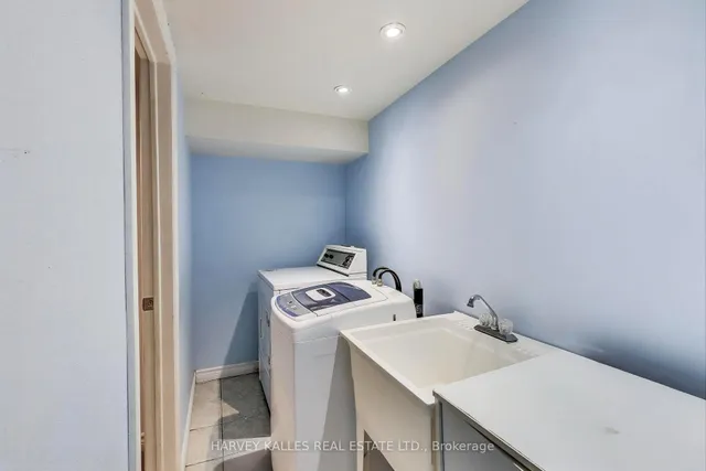 Additional image 30 of 53 Humber Tr