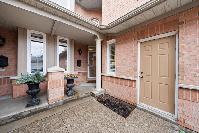 Additional image 3 of 2165 Country Club Dr Unit 12