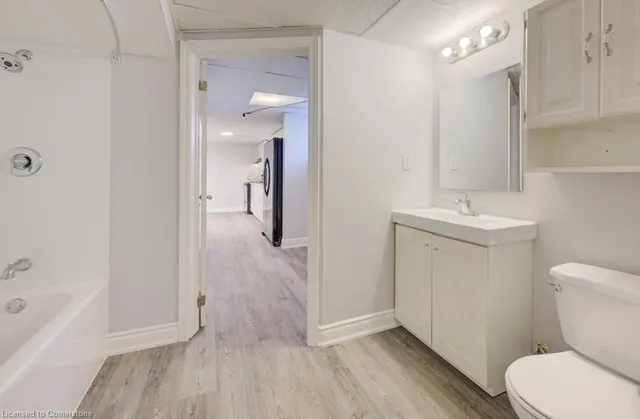 Additional image 36 of 582 Chamberlain Rd